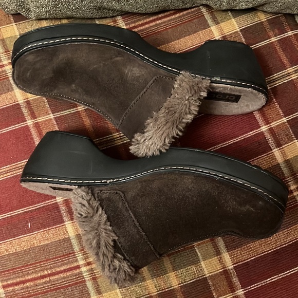 Crocs Cobbler Mules - Picture 3 of 8